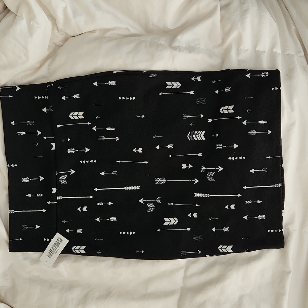 Lularoe Cassie skirt arrows
